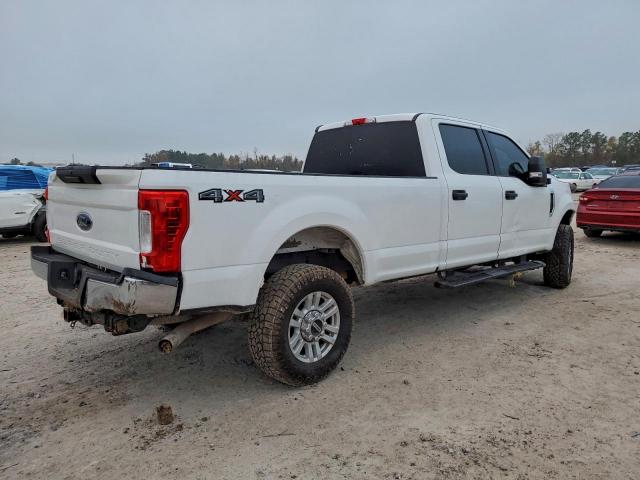 Ford F-250 Super Duty Image 2