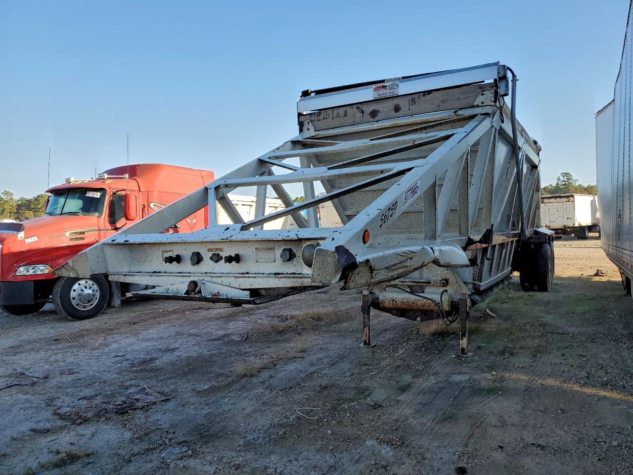 Manac Trailer Image 3