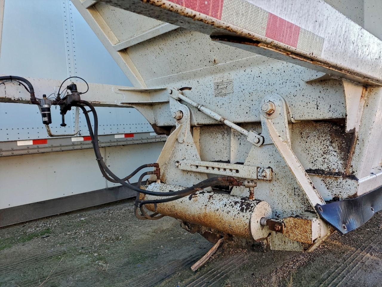 Manac Trailer Image 5