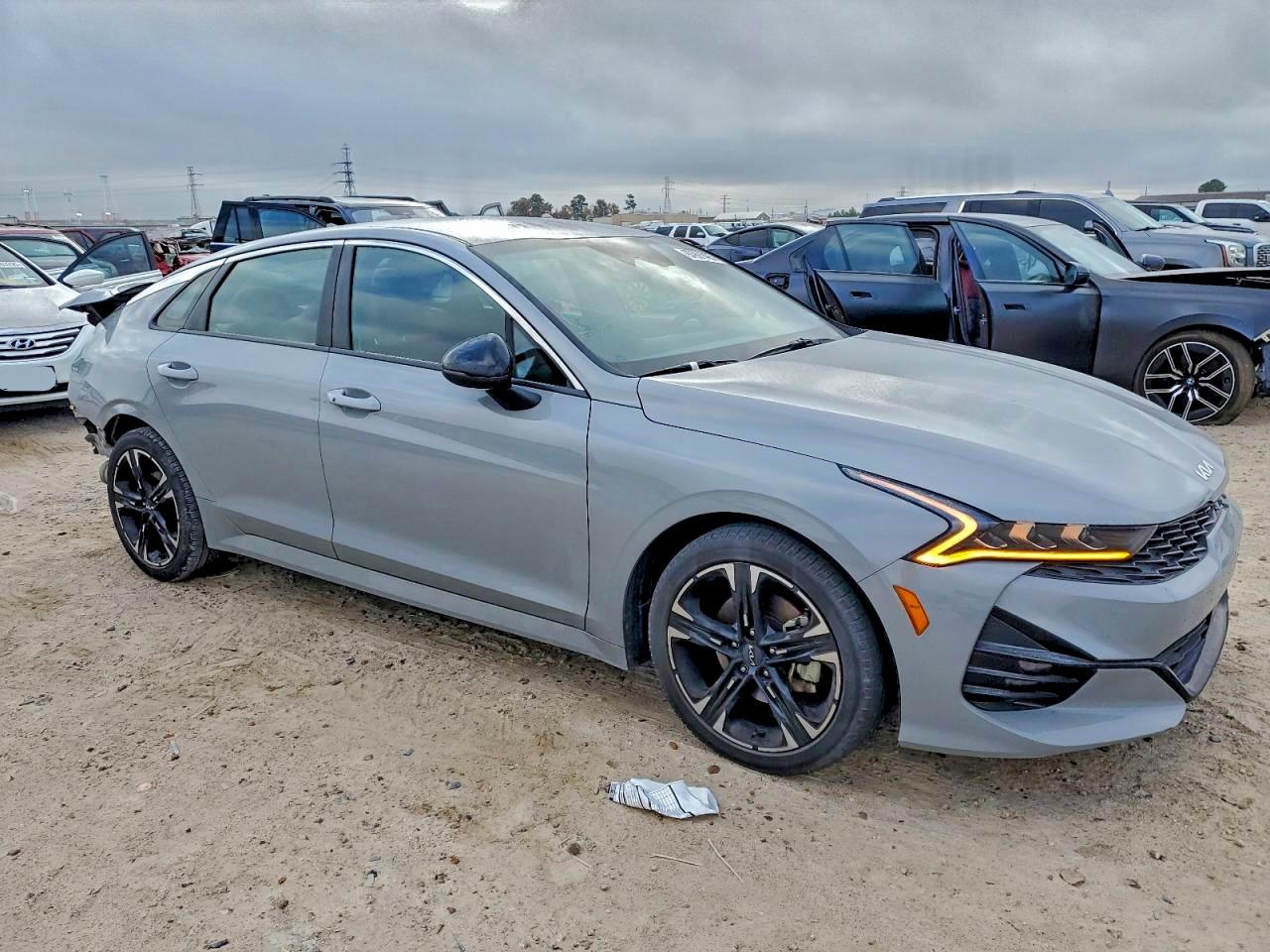 Kia K5 Gt Line Image 11