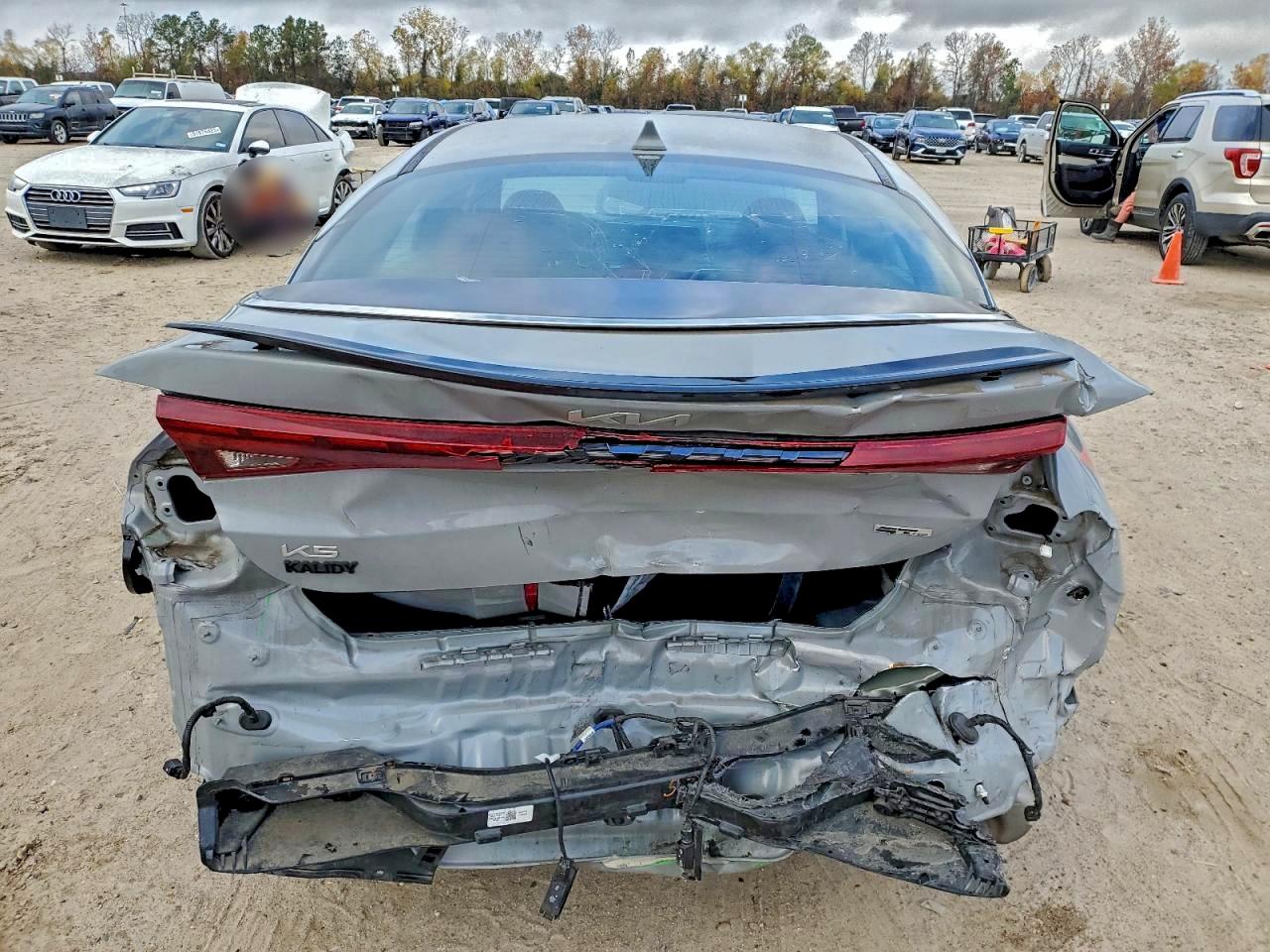 Kia K5 Gt Line Image 9