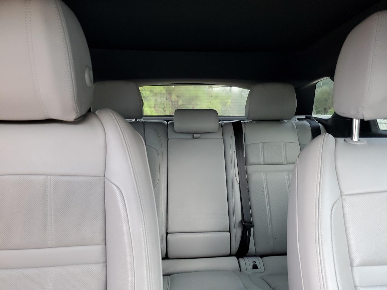 Land Rover Range Rover S Image 4