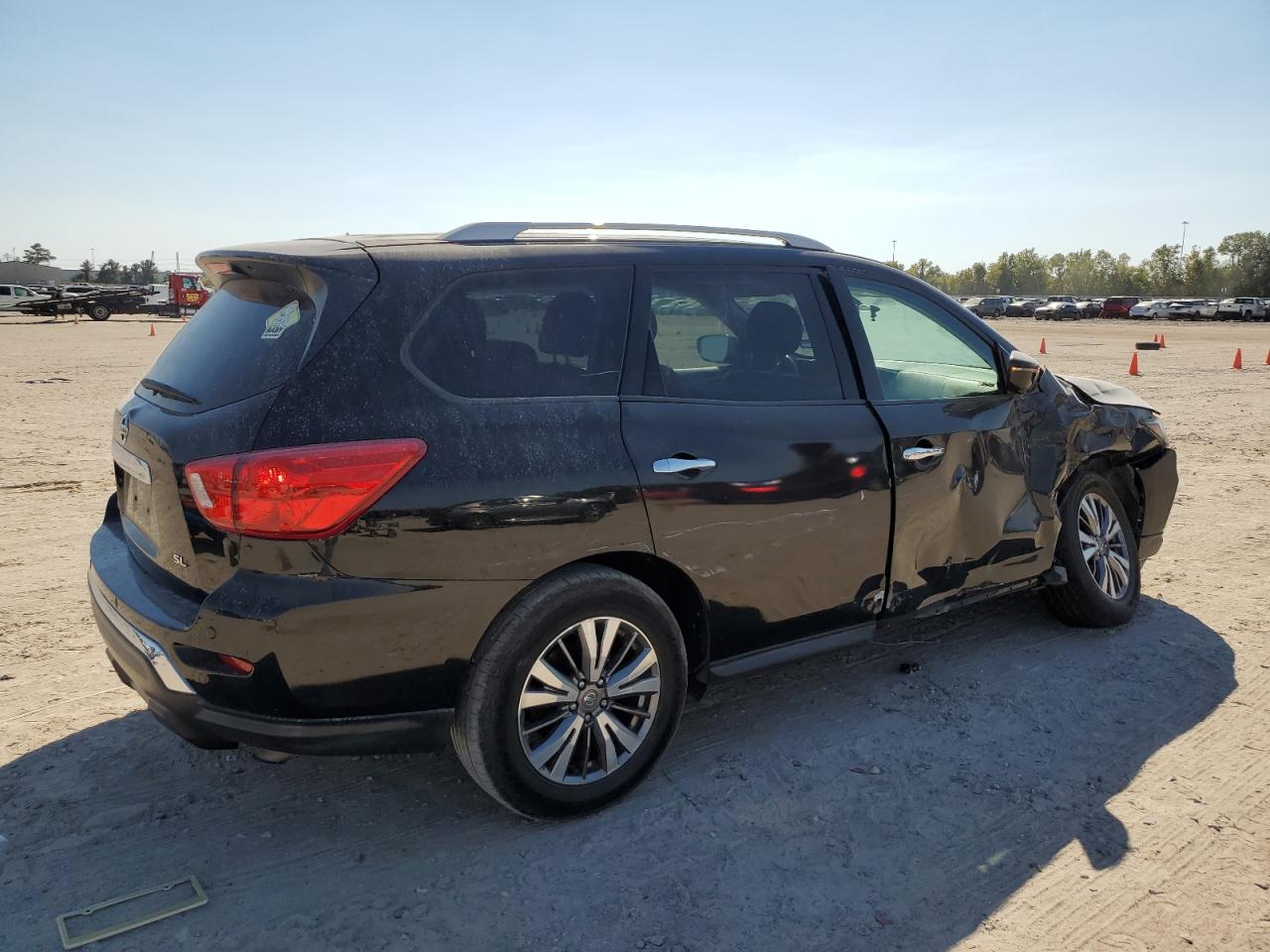 Nissan Pathfinder Sl Image 8