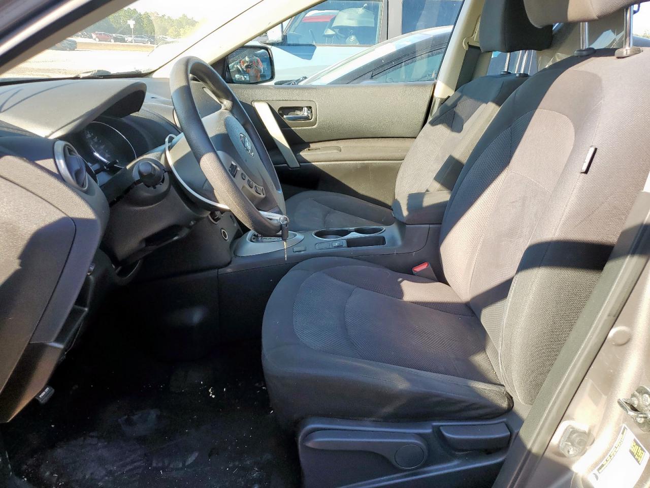 Nissan Rogue S Image 11