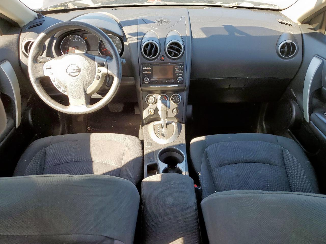 Nissan Rogue S Image 5