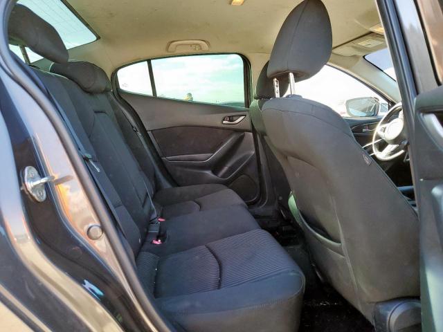 Mazda 3 Touring Image 11