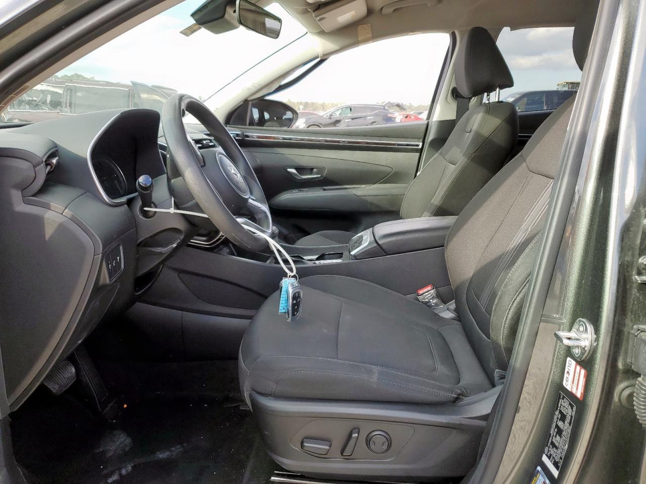 Hyundai TUCSON Sel Image 3