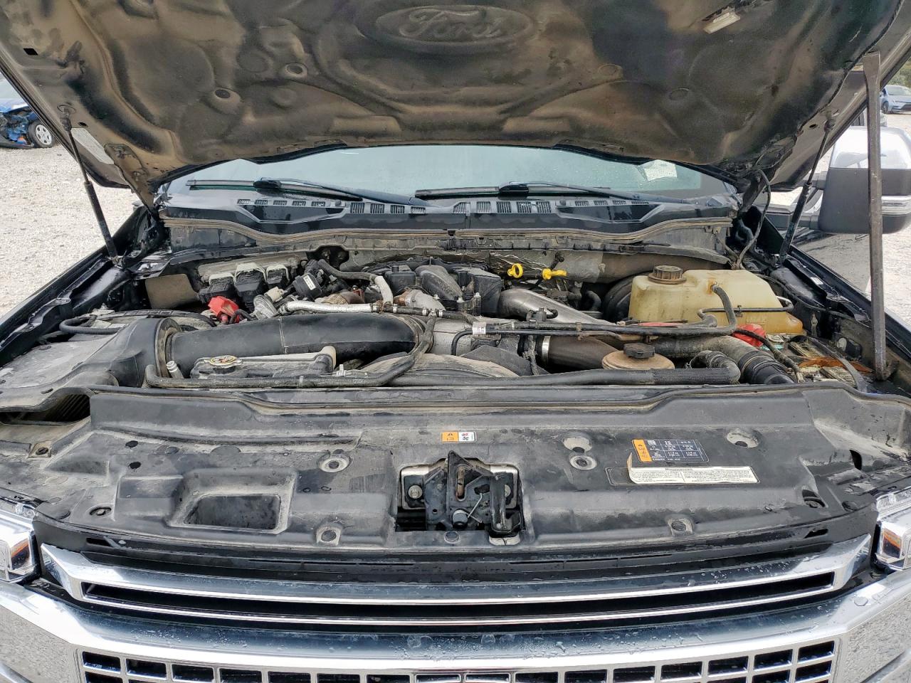 Ford F-350 Super Duty Image 11