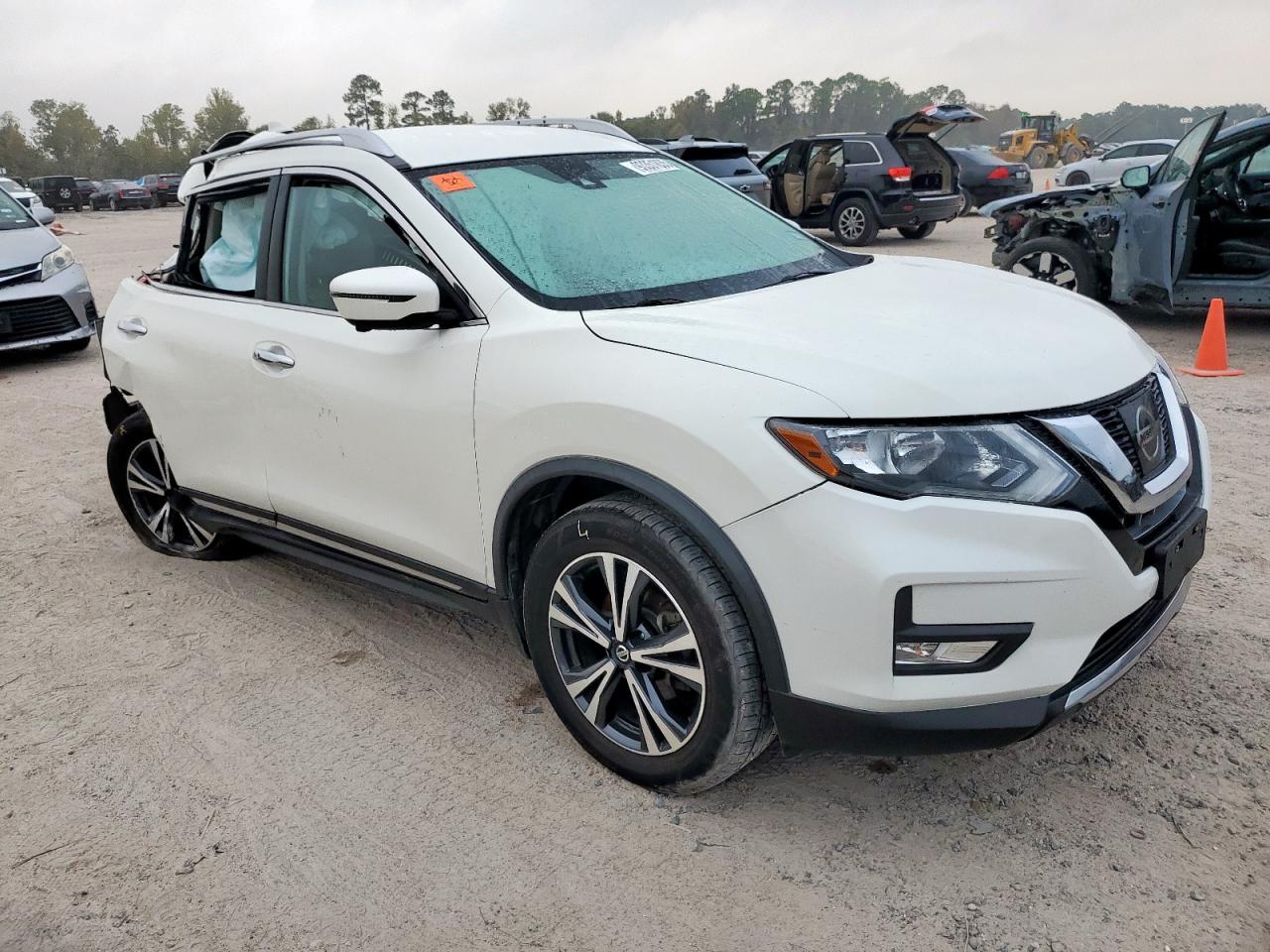 Nissan Rogue S Image 10