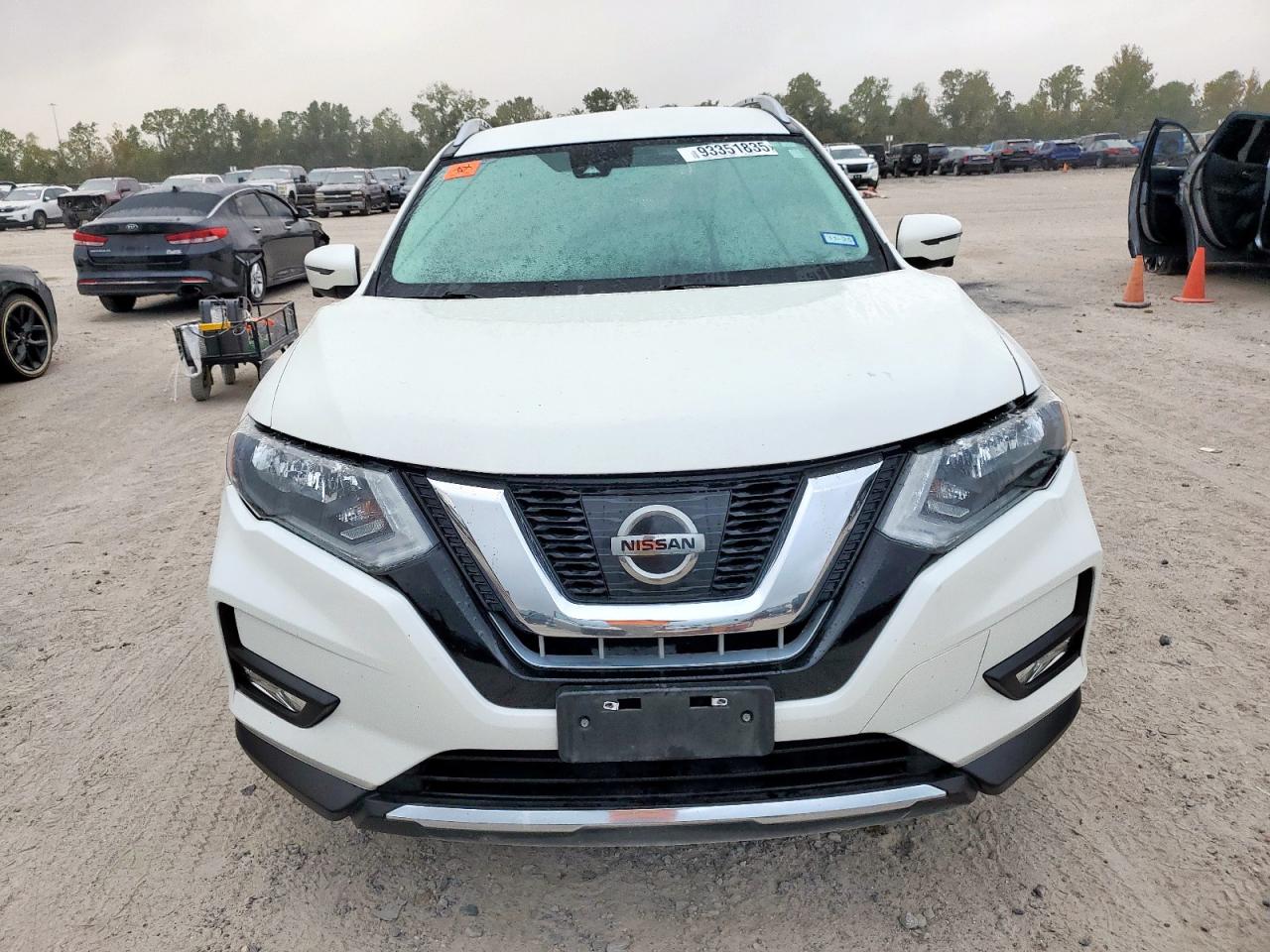 Nissan Rogue S Image 13