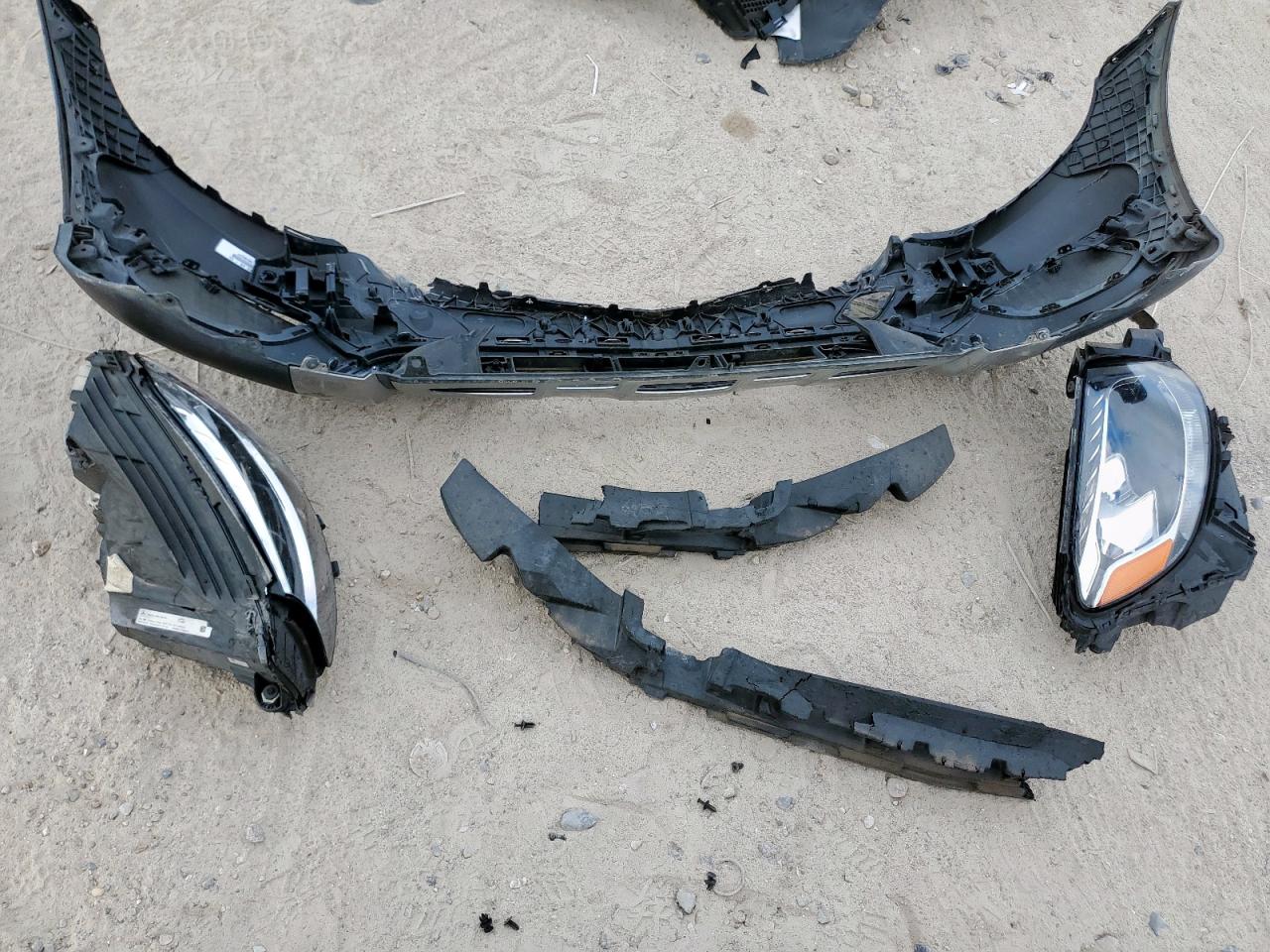 Mercedes-Benz GLC 300 Image 10