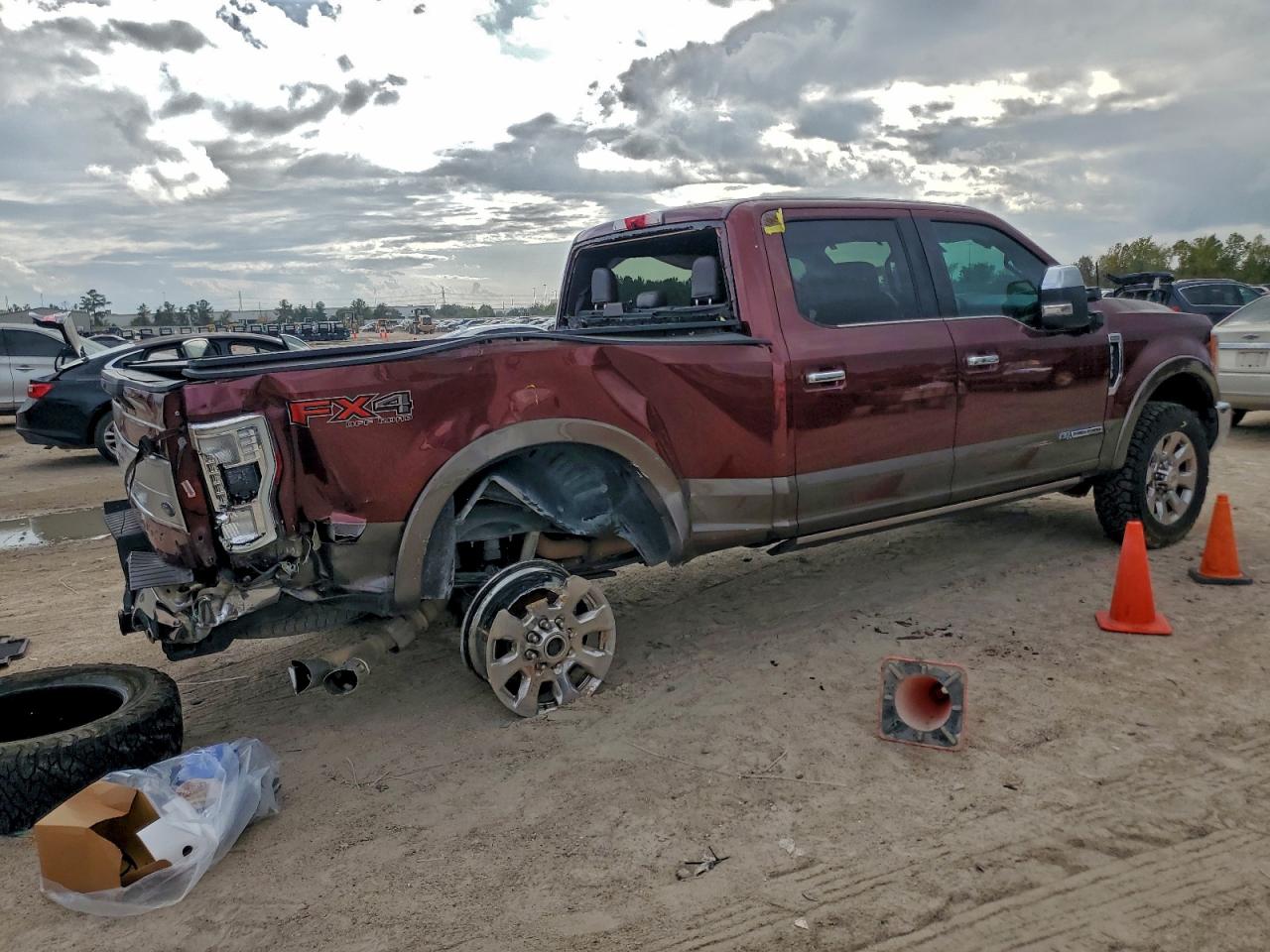 Ford F-250 Super Duty Image 2
