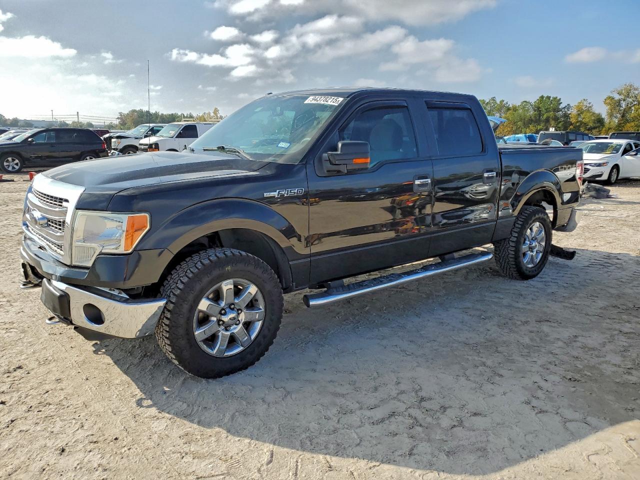 Ford F-150 Supercrew Image 1