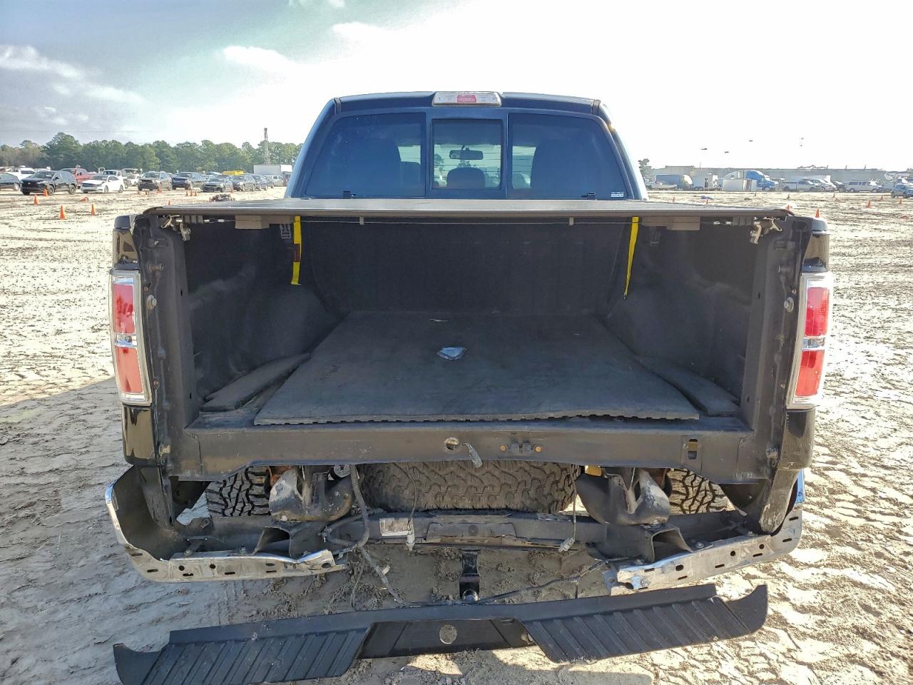 Ford F-150 Supercrew Image 5