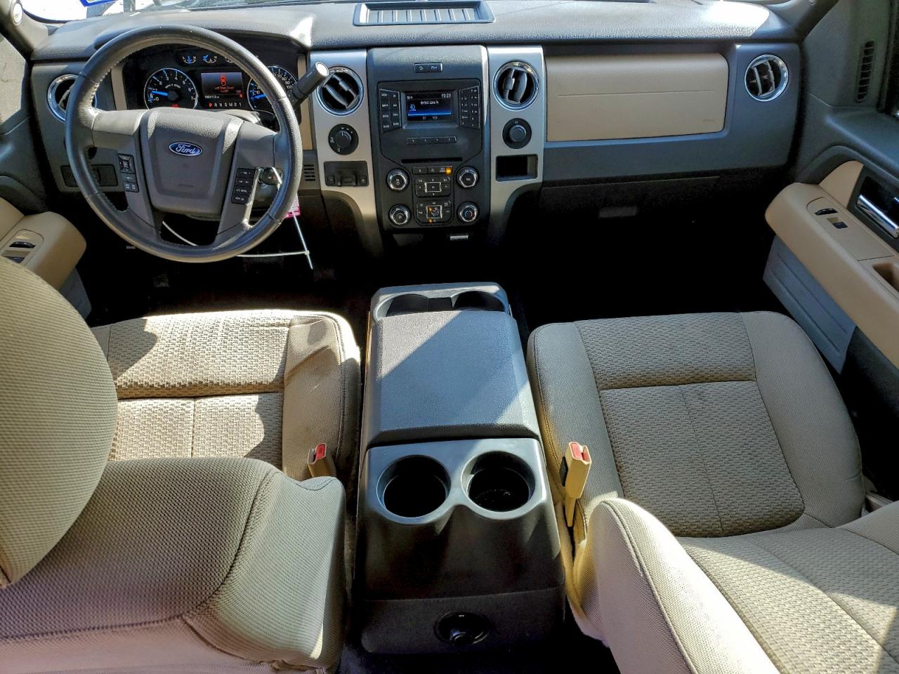 Ford F-150 Supercrew Image 6