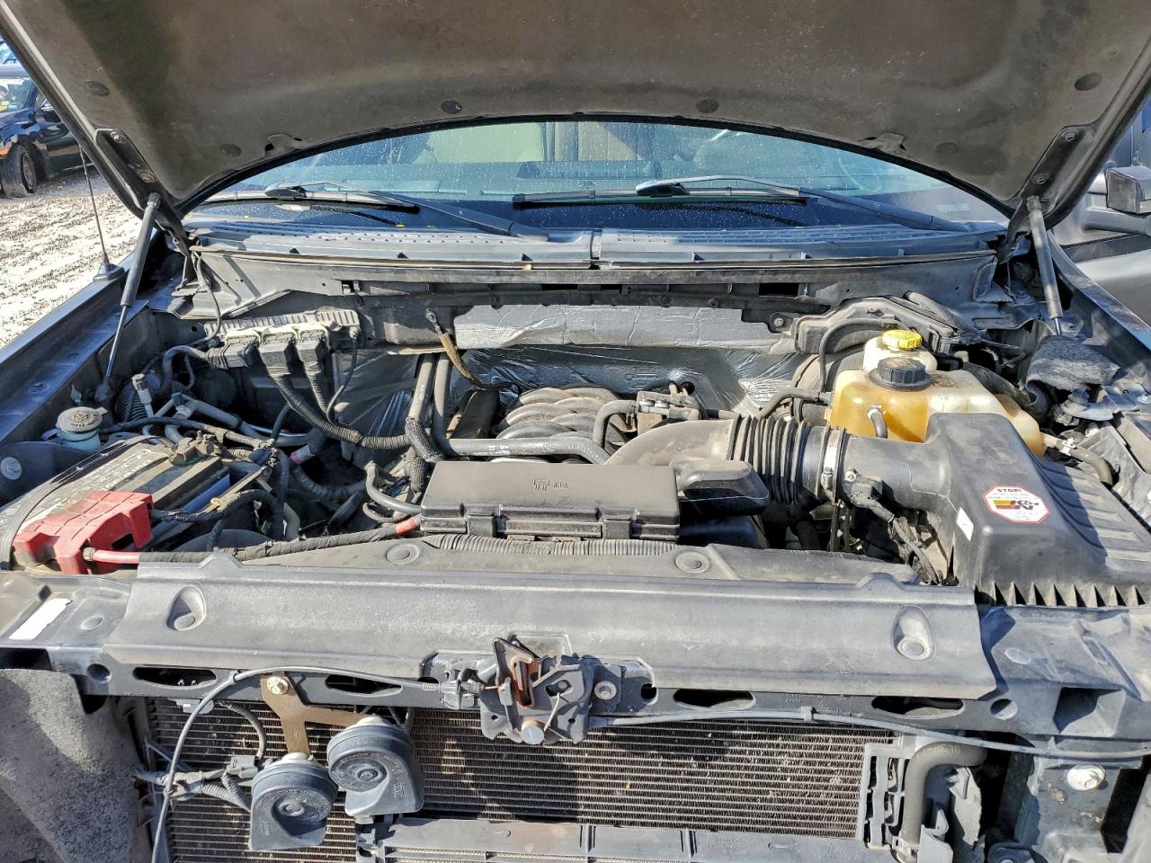 Ford F-150 Supercrew Image 13