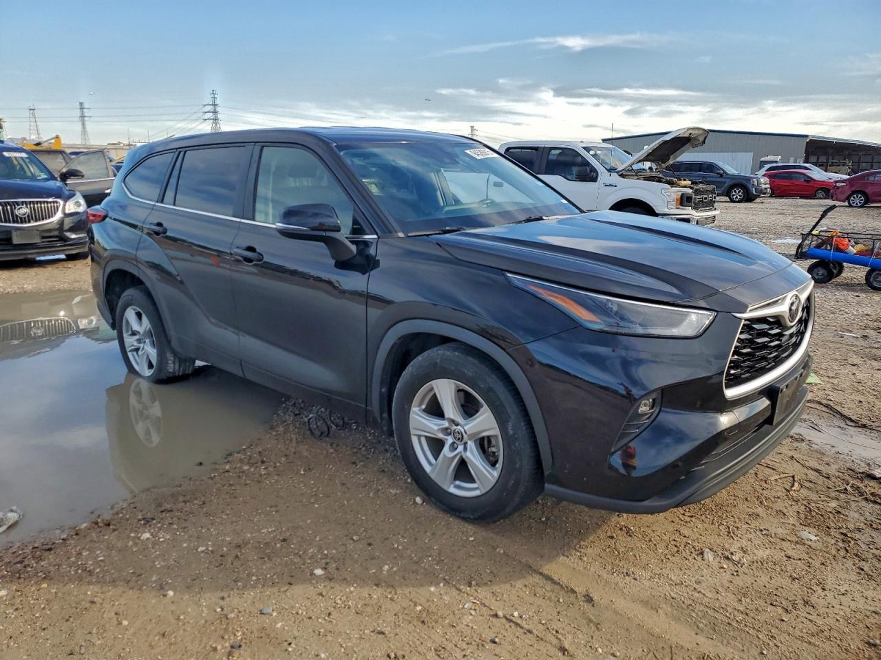 Toyota Highlander L Image 5