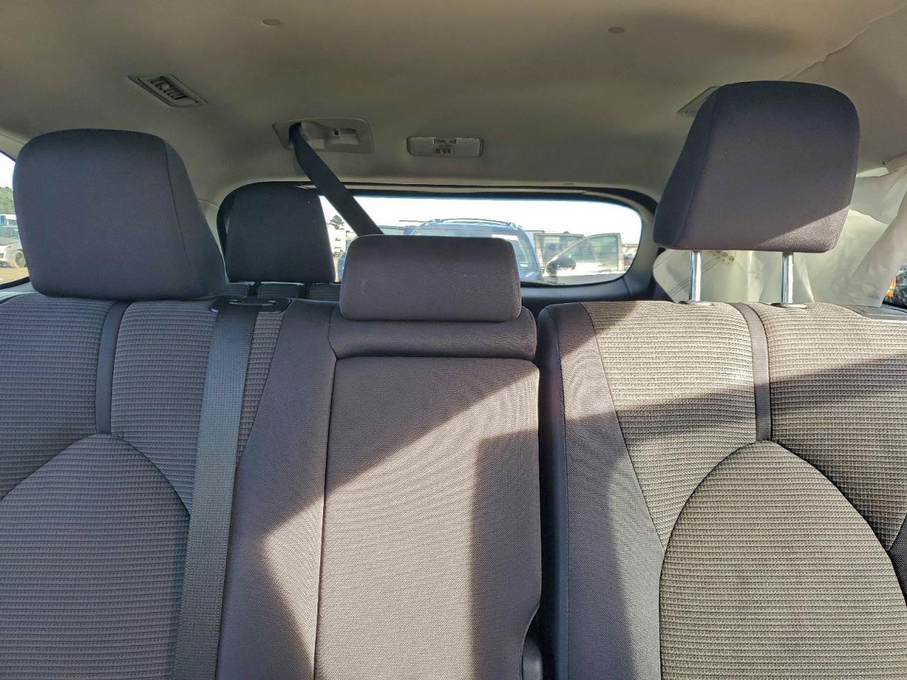 Toyota Highlander L Image 7