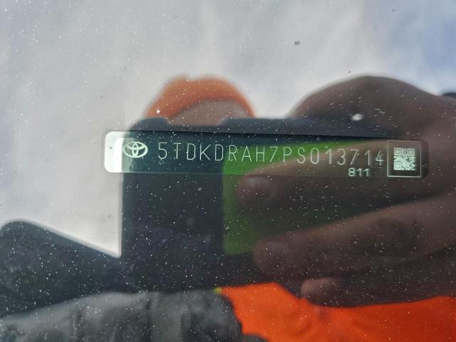 Toyota Highlander L Image 11