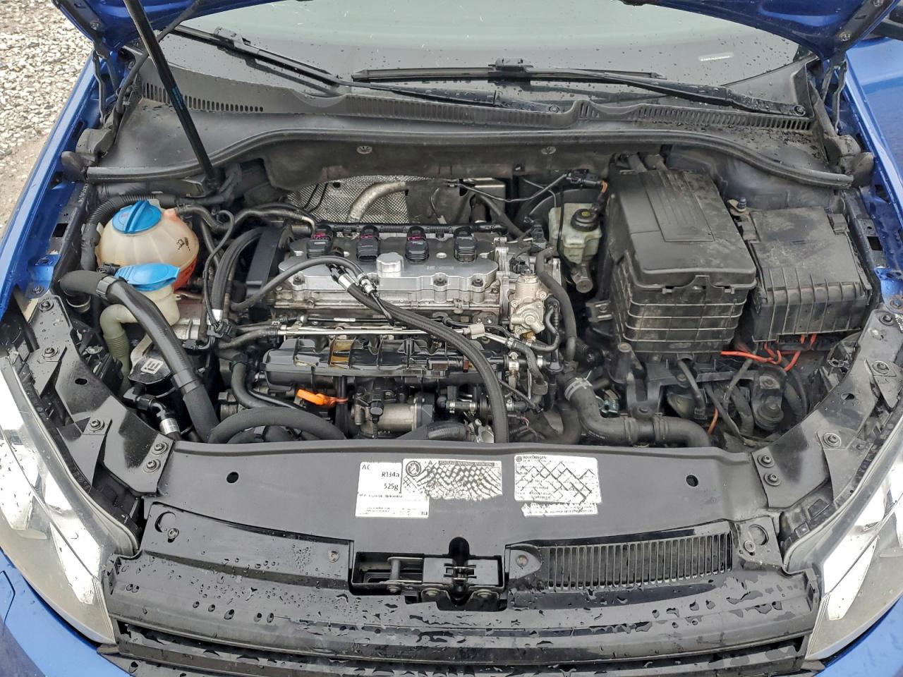 Volkswagen Golf R Image 11