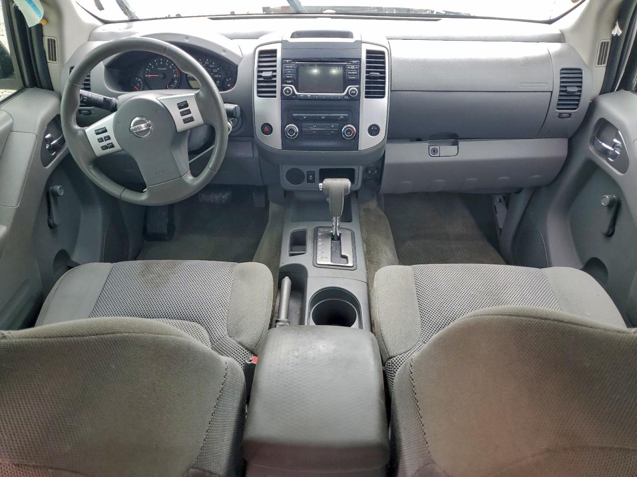 Nissan Frontier S Image 4