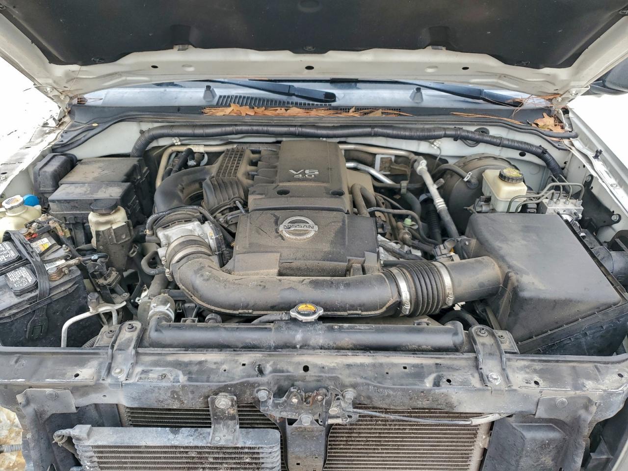 Nissan Frontier S Image 11