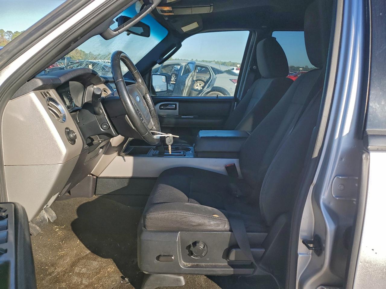 Ford Expedition El Xlt Image 3