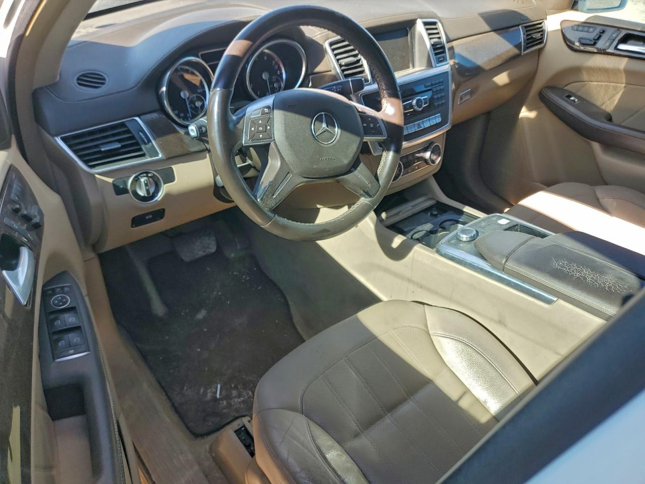 Mercedes-Benz G-Class 450 4matic Image 3