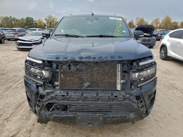 Ford Expedition Limited Image 3