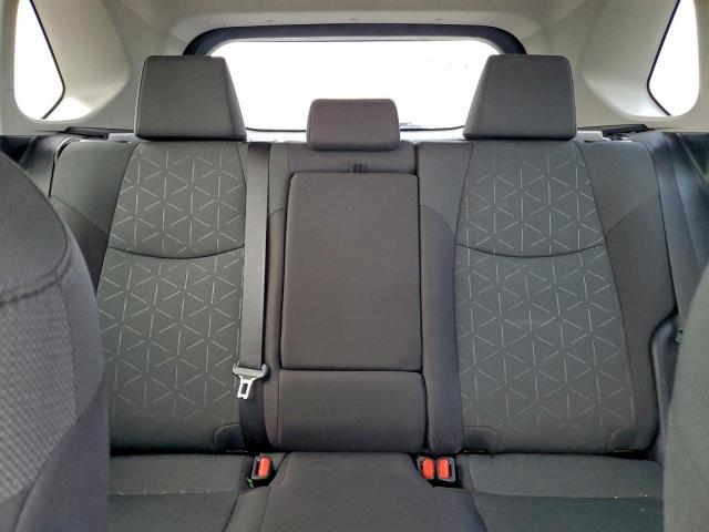 Toyota RAV4 Xle Image 12