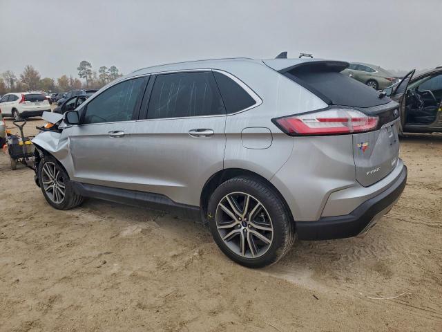 Ford Edge Titanium Image 2