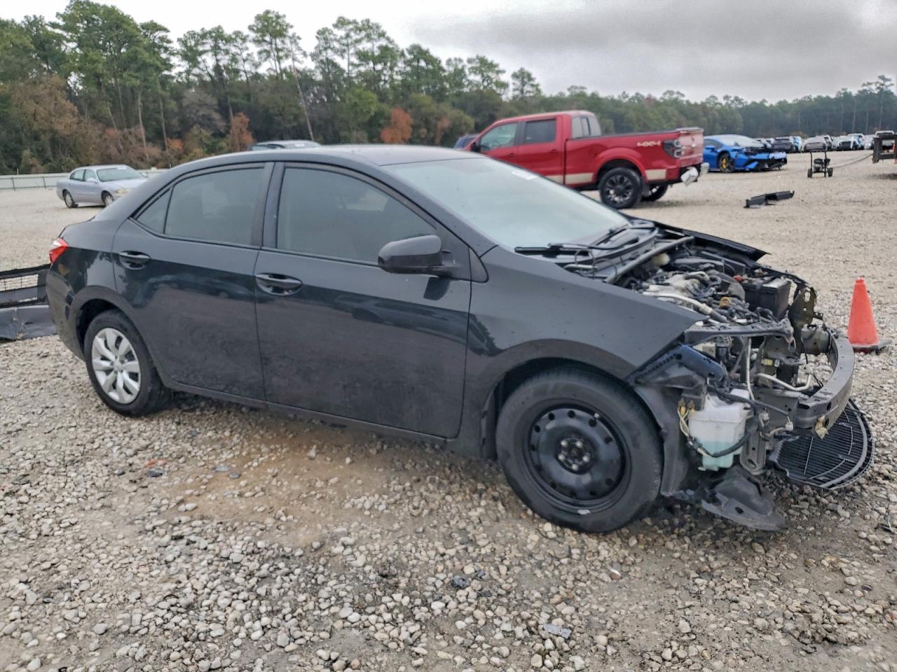 Toyota Corolla L Image 2
