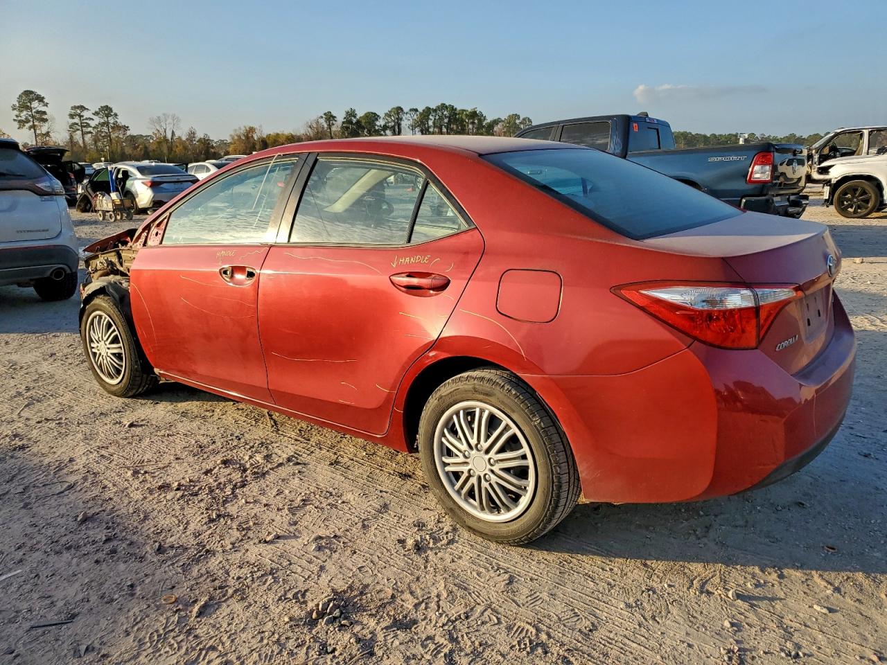 Toyota Corolla L Image 2