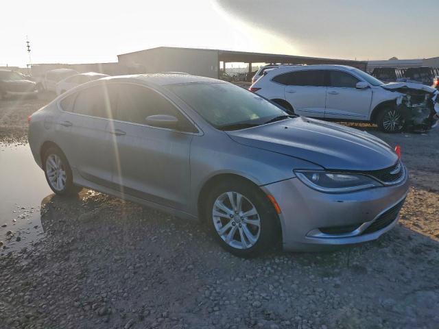 Chrysler 200 Limited Image 2