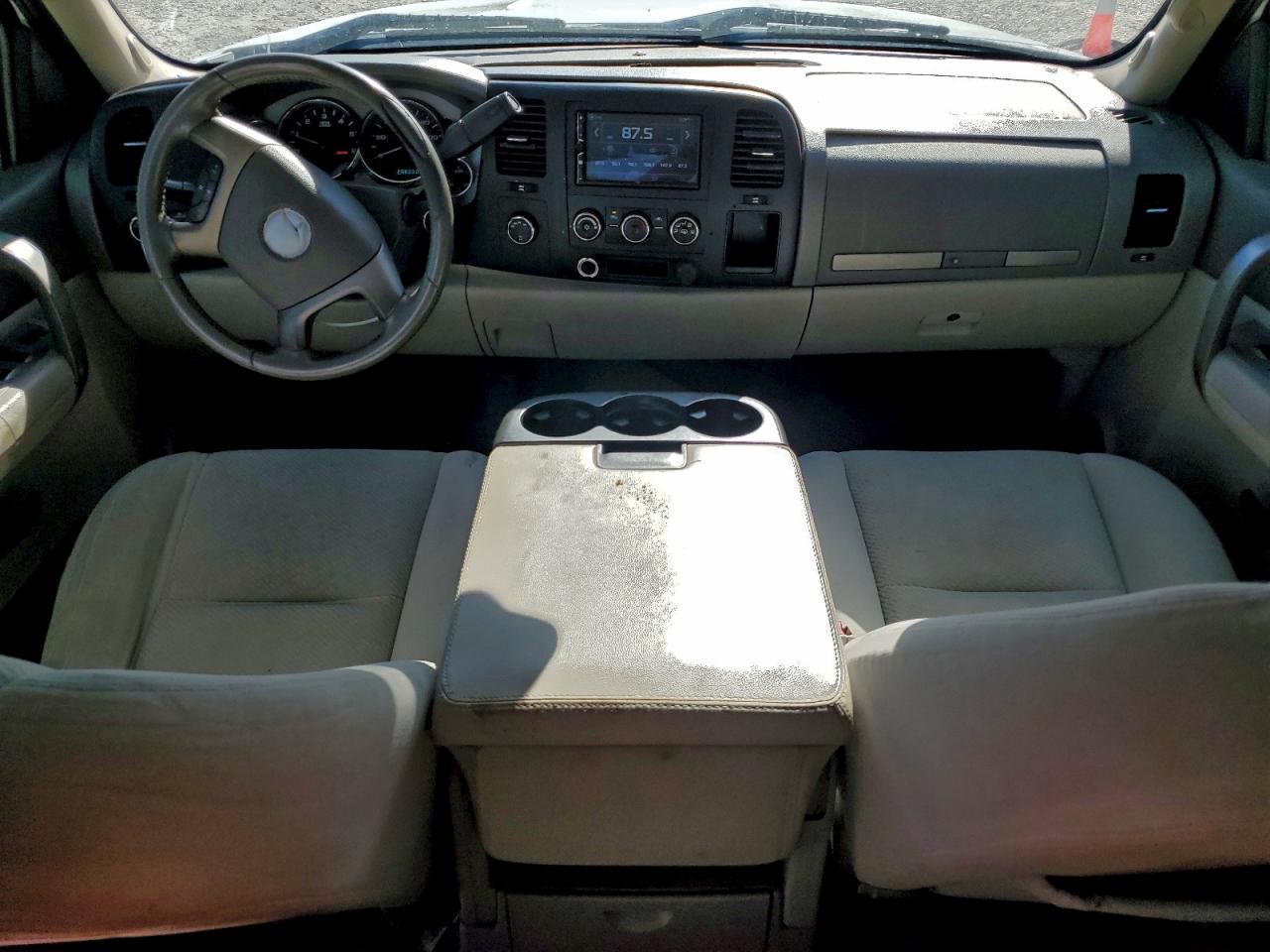 GMC Sierra K1500 Image 8