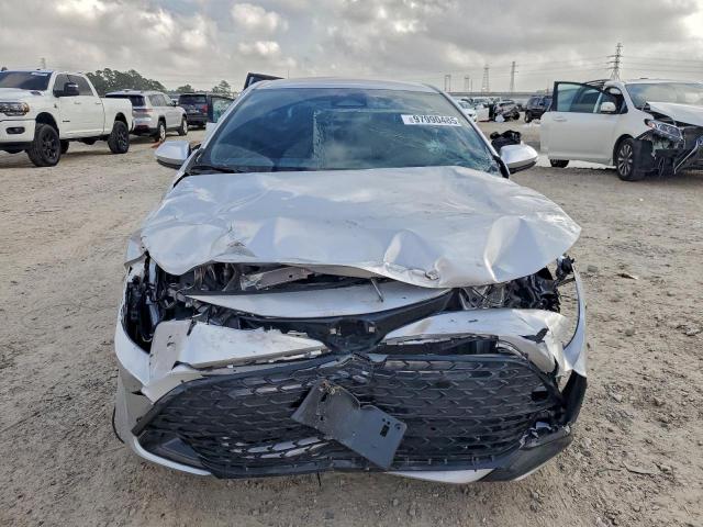 Toyota Corolla Se Image 5