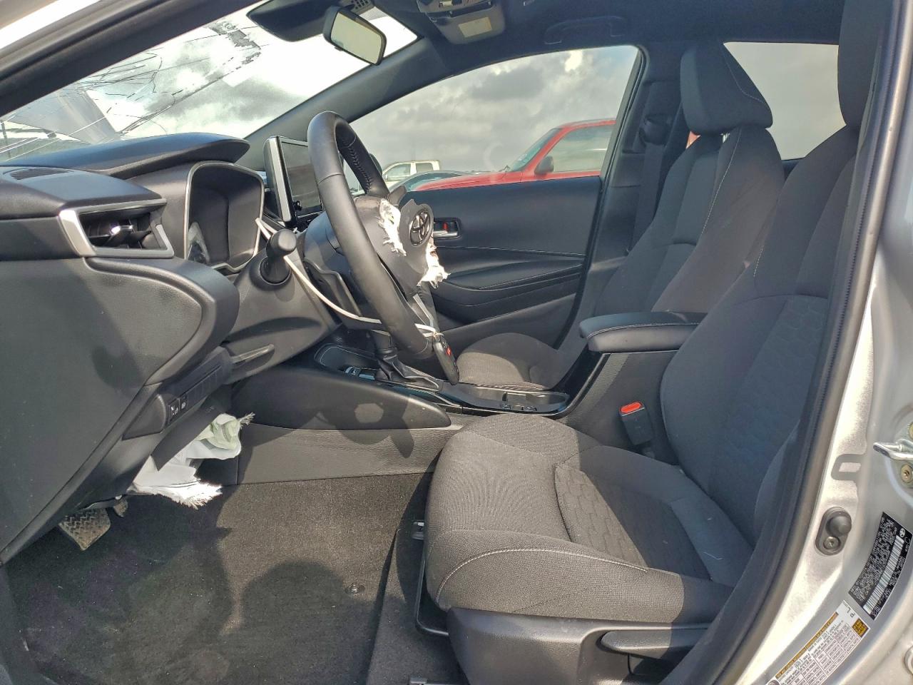 Toyota Corolla Se Image 9