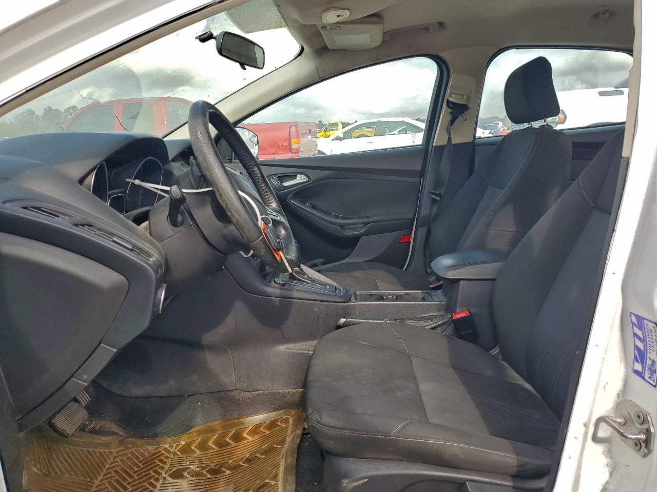 Ford Focus Se Image 10