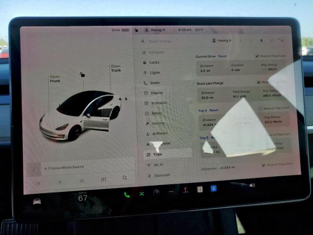 Tesla Model 3 Image 7