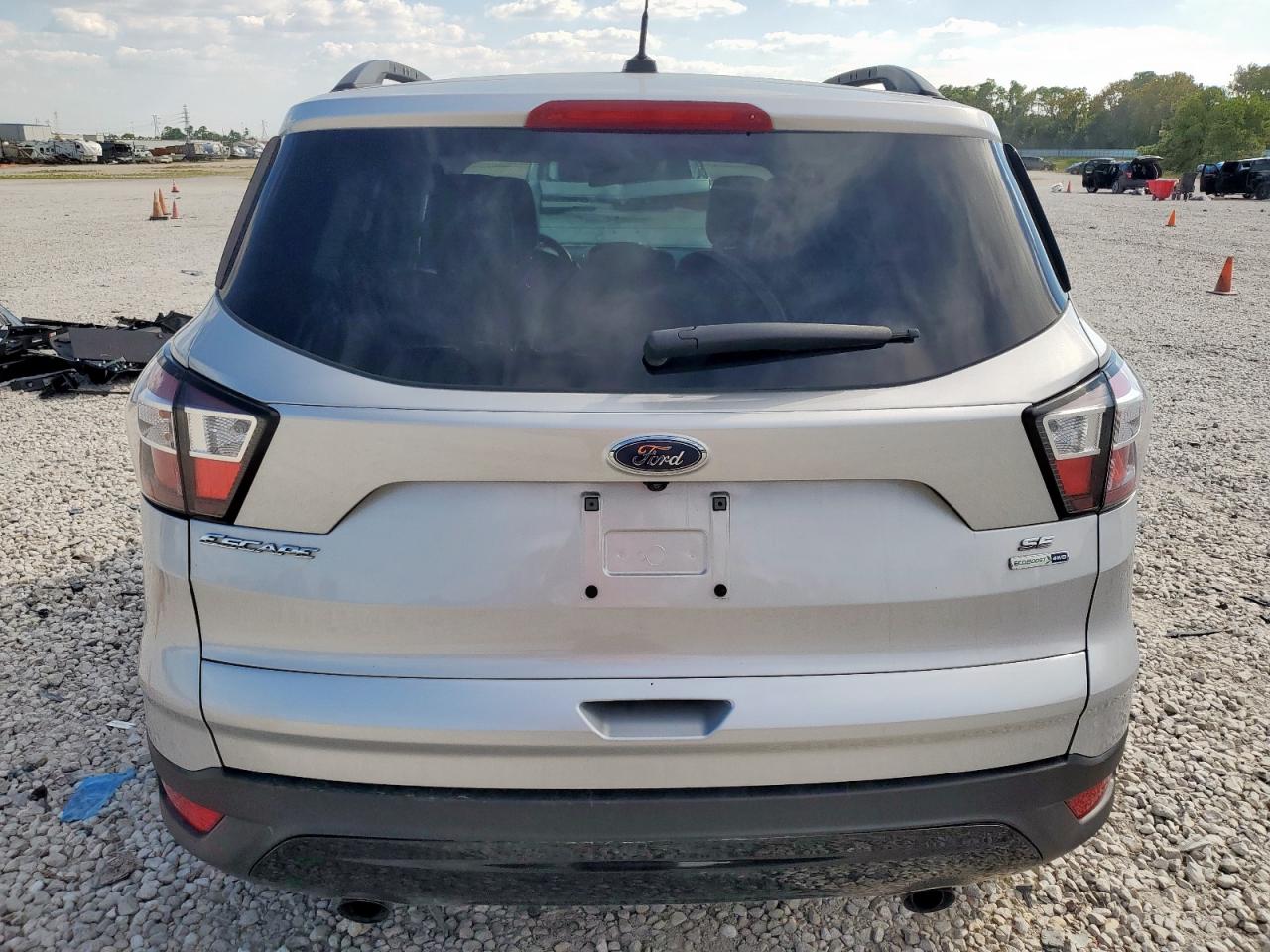 Ford Escape Se Image 9
