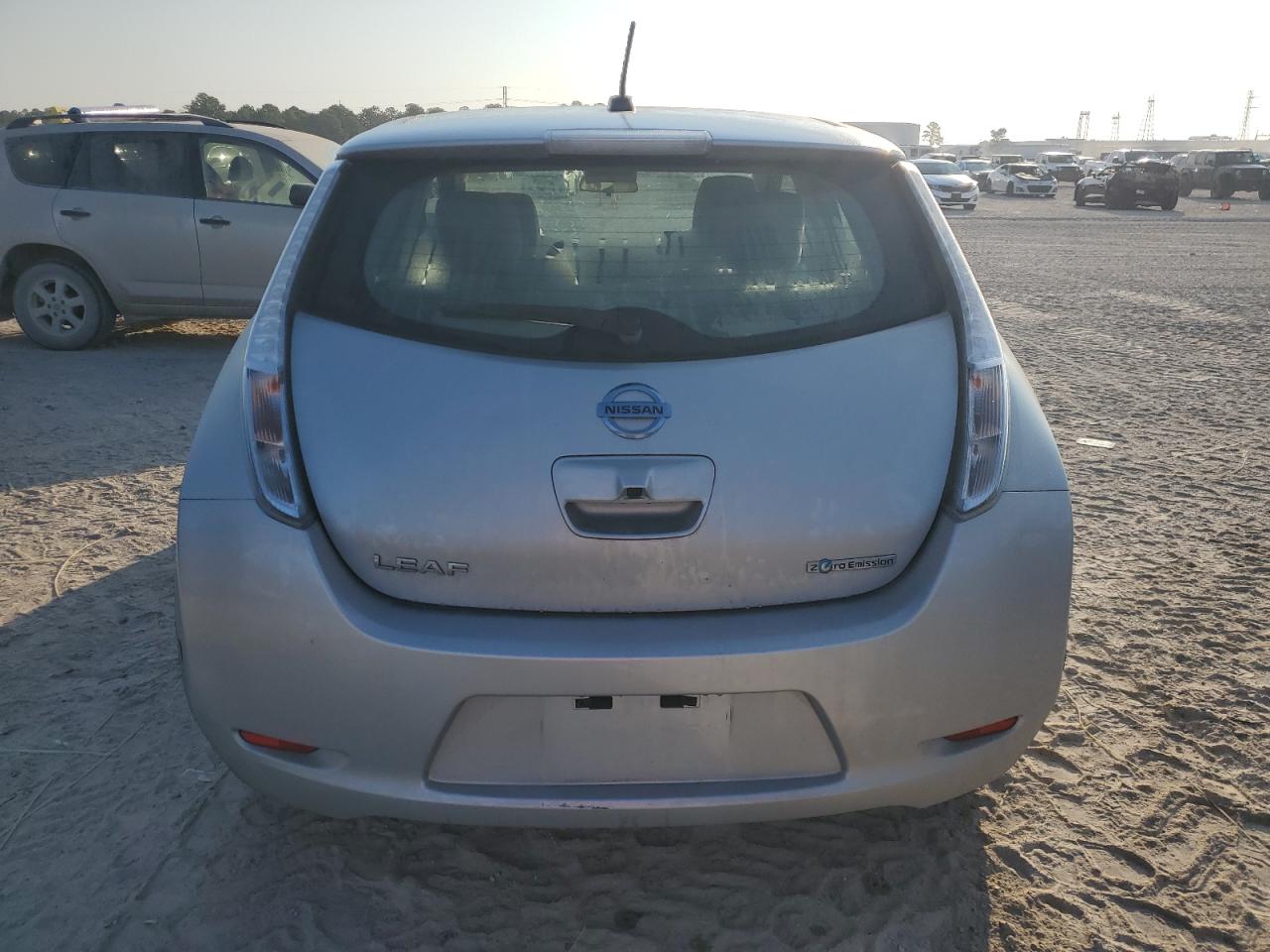 Nissan LEAF S Image 7