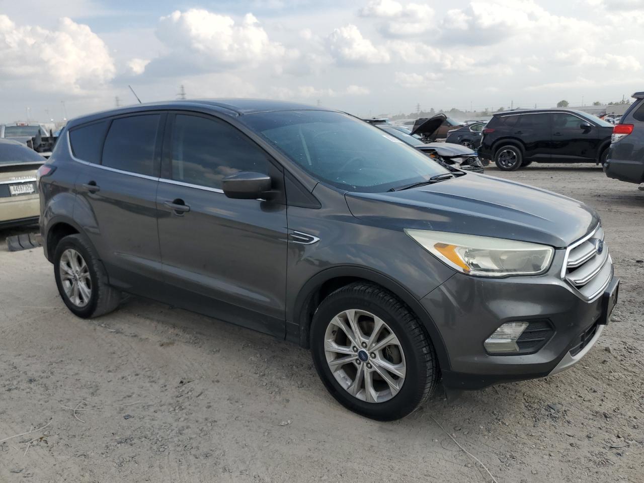 Ford Escape Se Image 7