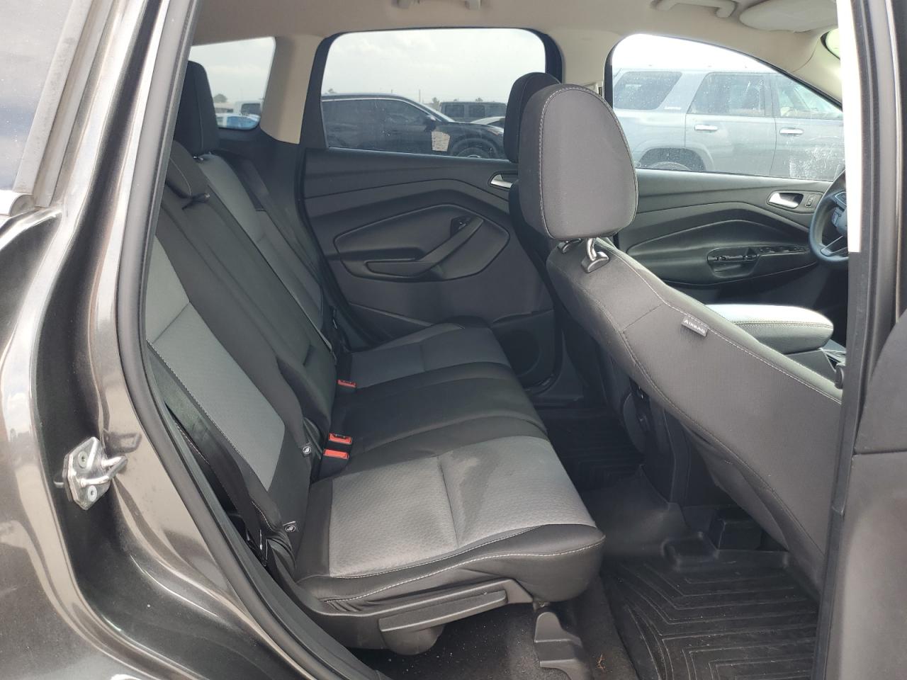 Ford Escape Se Image 2