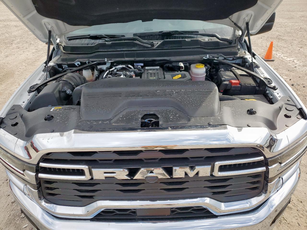 Ram 2500 Tradesman Image 10
