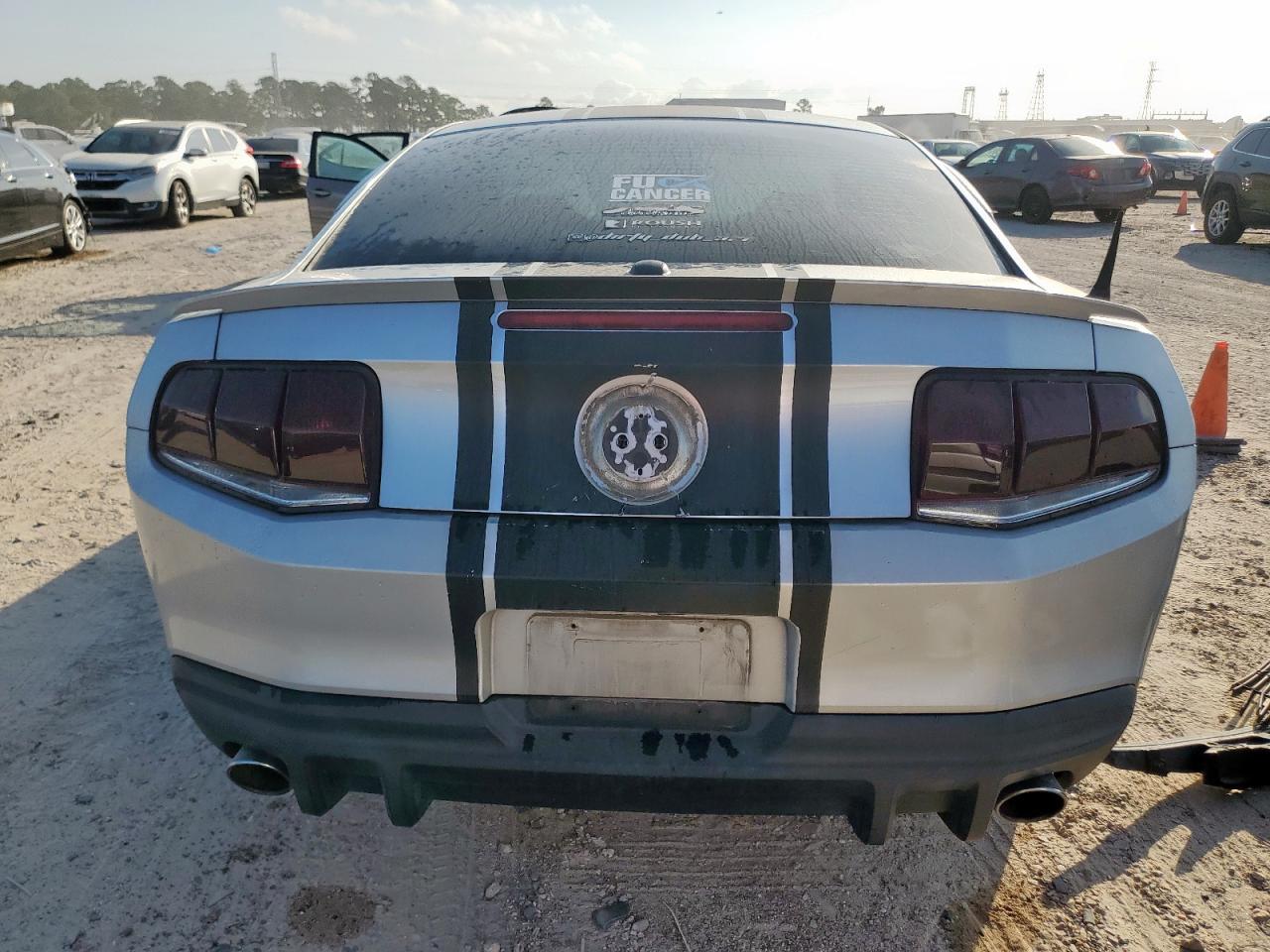 Ford Mustang Image 4