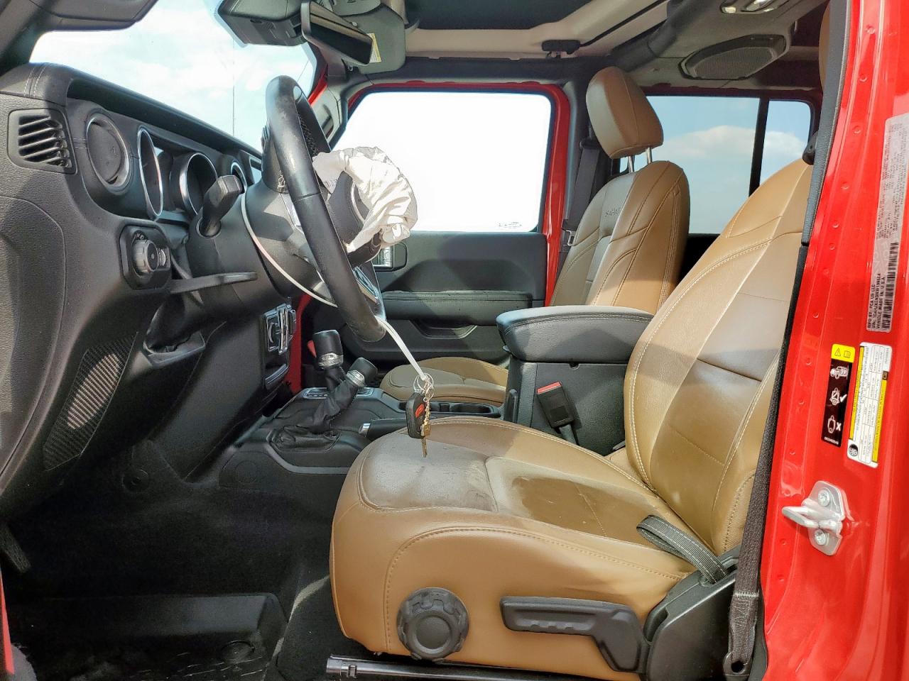 Jeep Wrangler Sahara Image 13