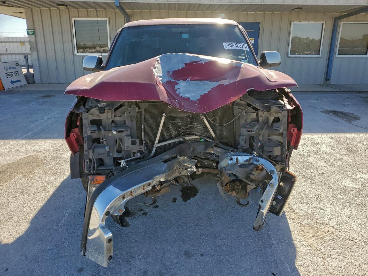 Chevrolet Silverado C1500 Image 3