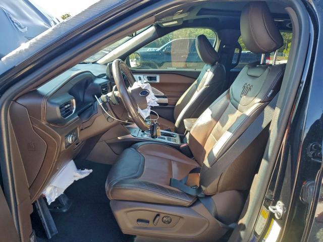 Ford Explorer King Ranch Image 4