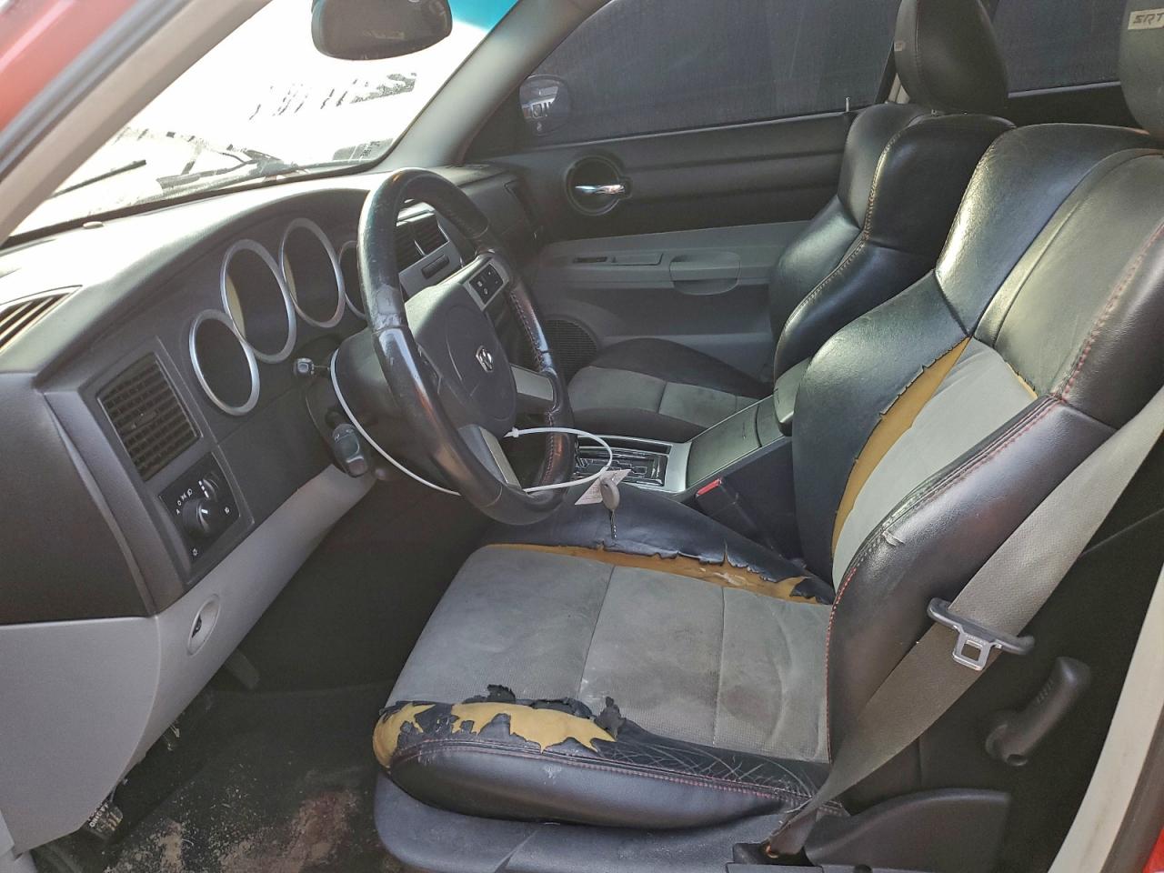 Dodge Charger Srt-8 Image 10