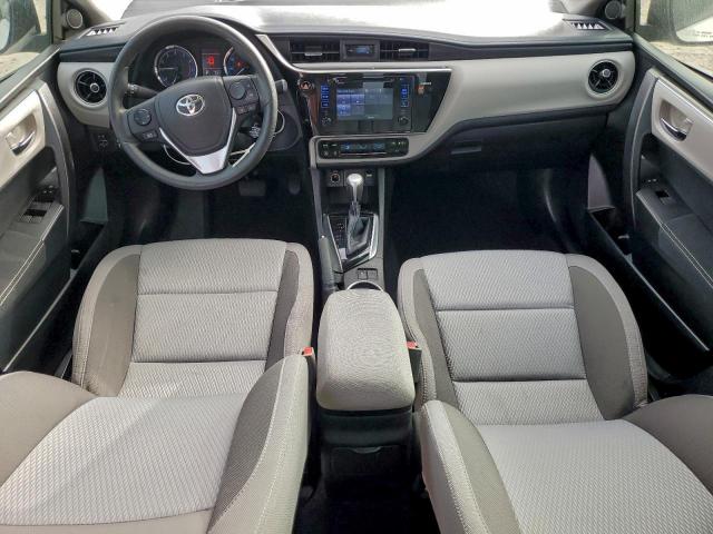 Toyota Corolla L Image 5